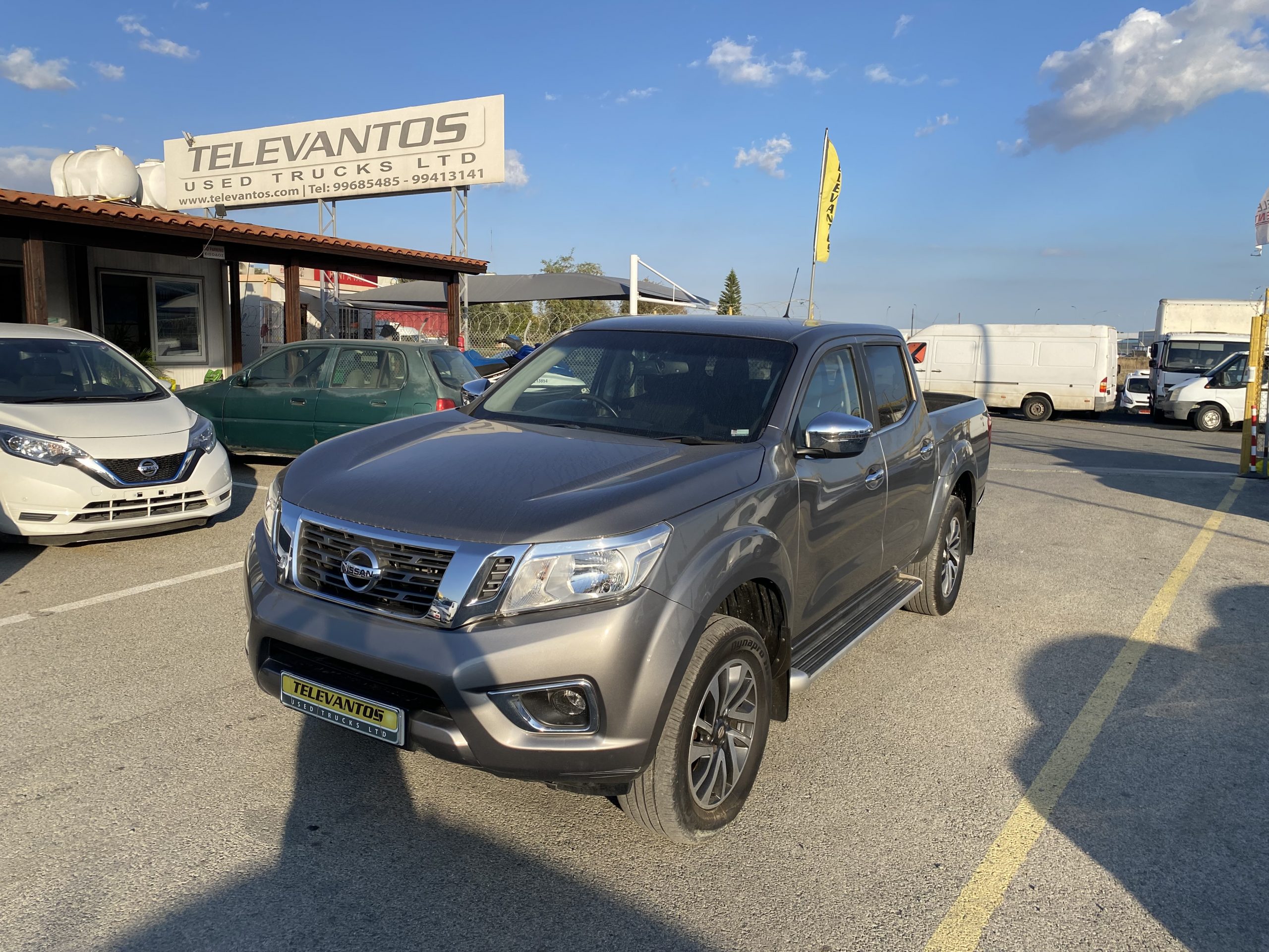 NISSAN NAVARA 190 4WD ACENTA+ DOUBLE CABIN