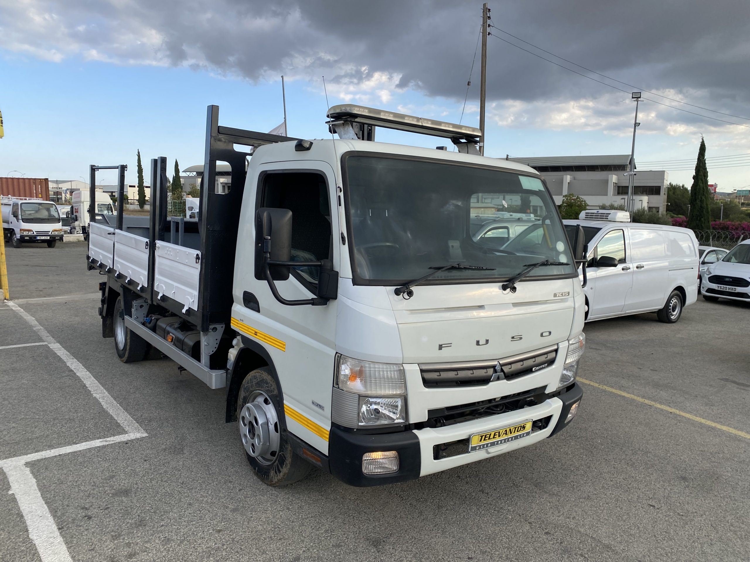 MITSUBISHI CANTER 7C15 TIPPER