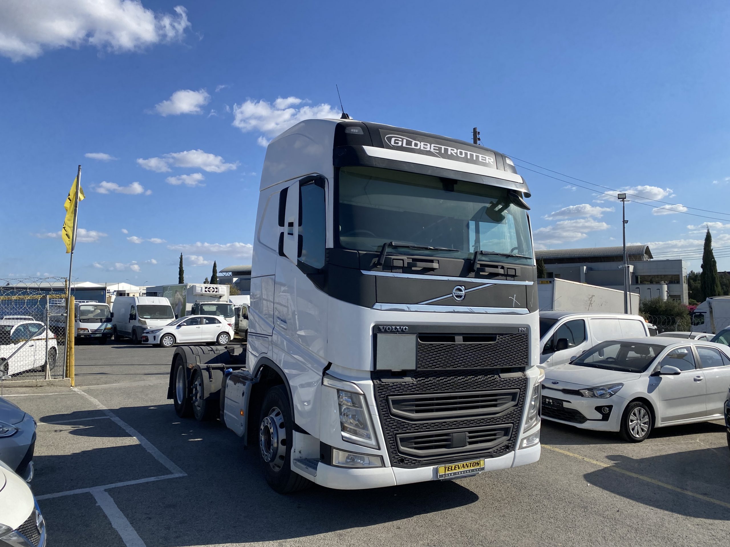 VOLVO FH460 6×2 LIGHTWEIGHT ADR GLOBETROTTER TRUCK UNIT
