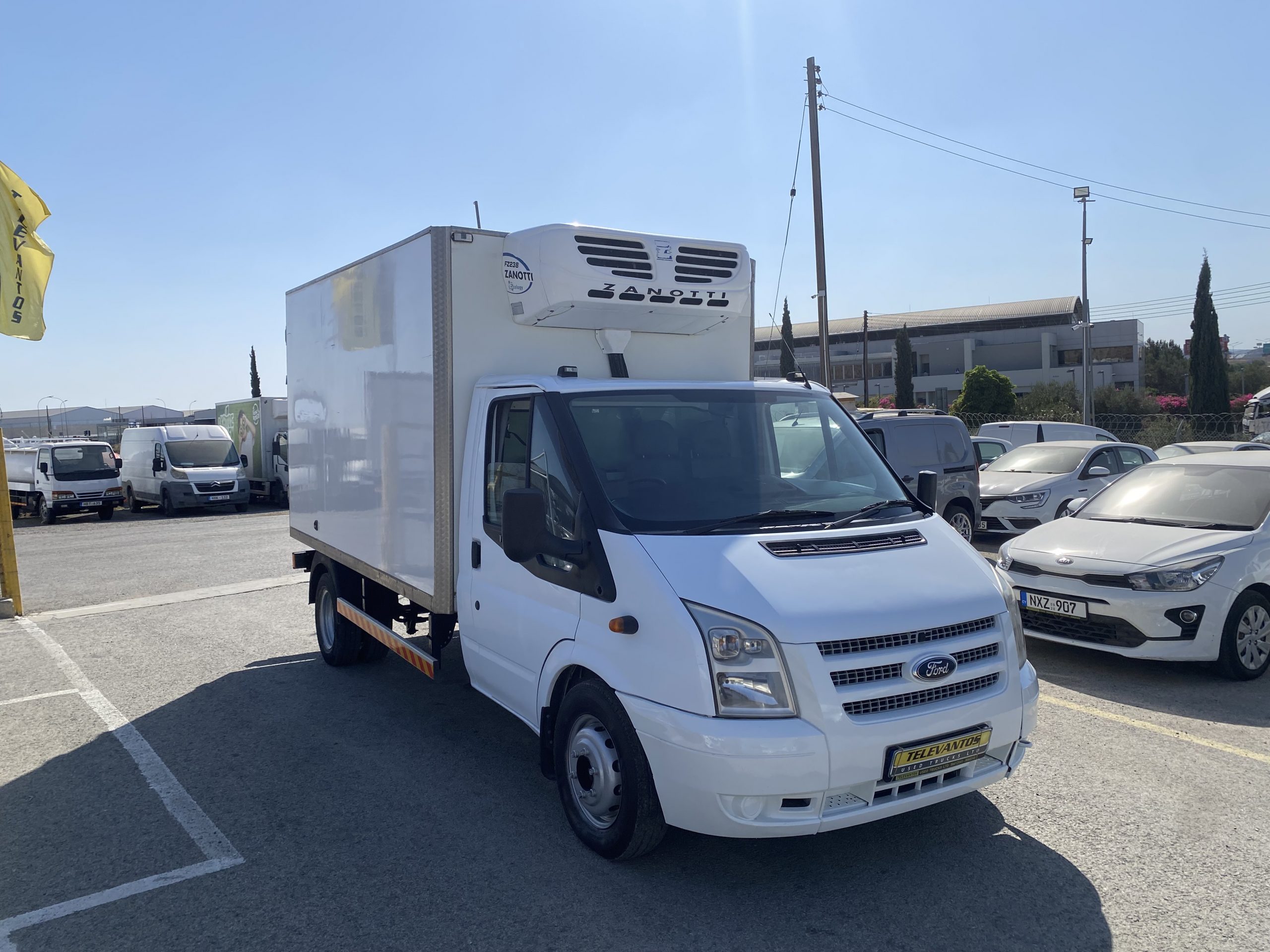 FORD TRANSIT FRIDGE/FREEZER BOX
