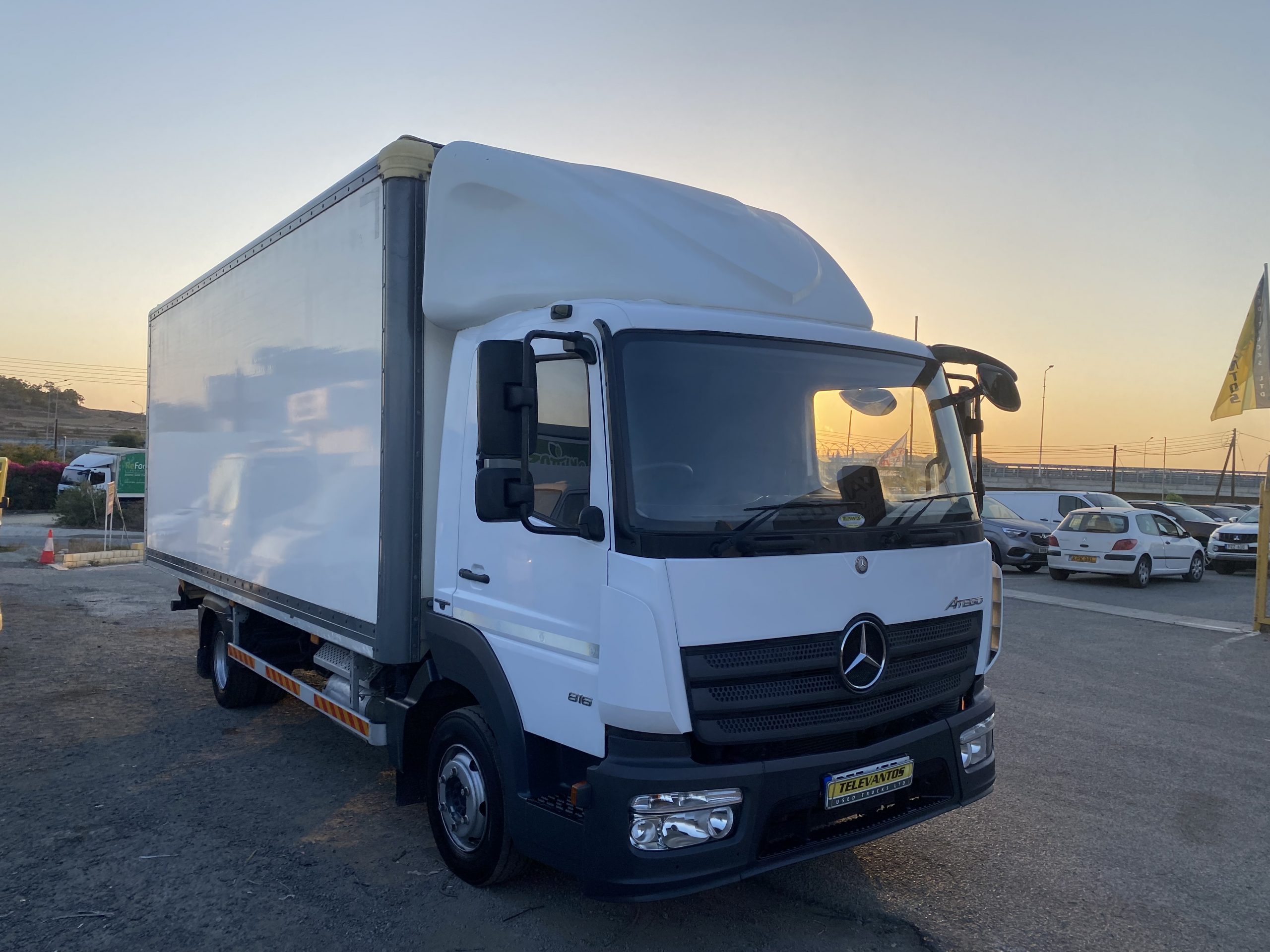MERCEDES ATEGO 816 BOX