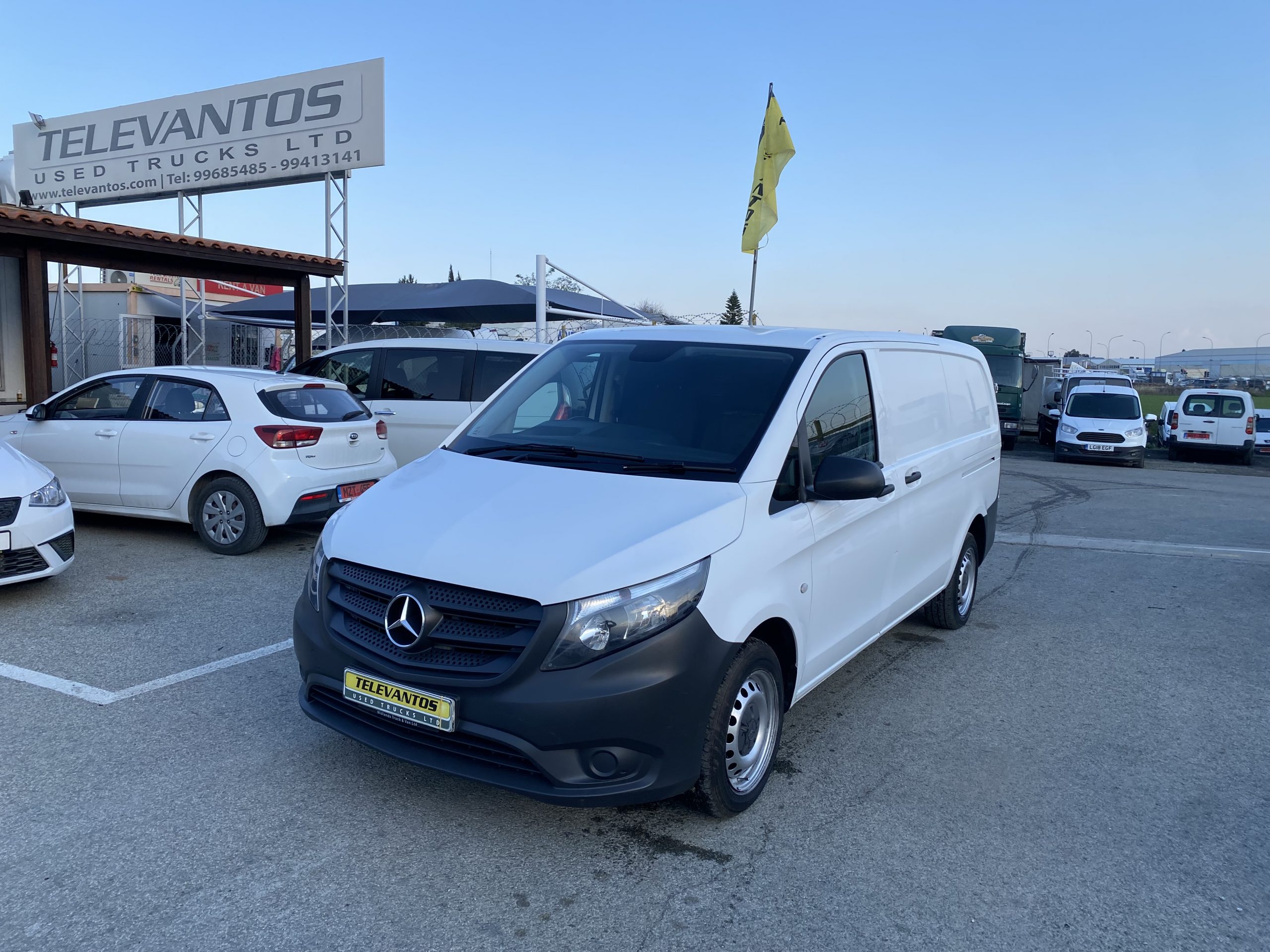 MERCEDES VITO PANEL VAN