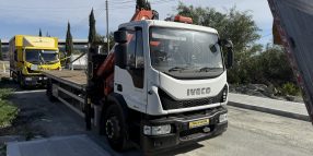 IVECO EUROCARGO 180 4X2 CRANE MOUNTED FLATBED