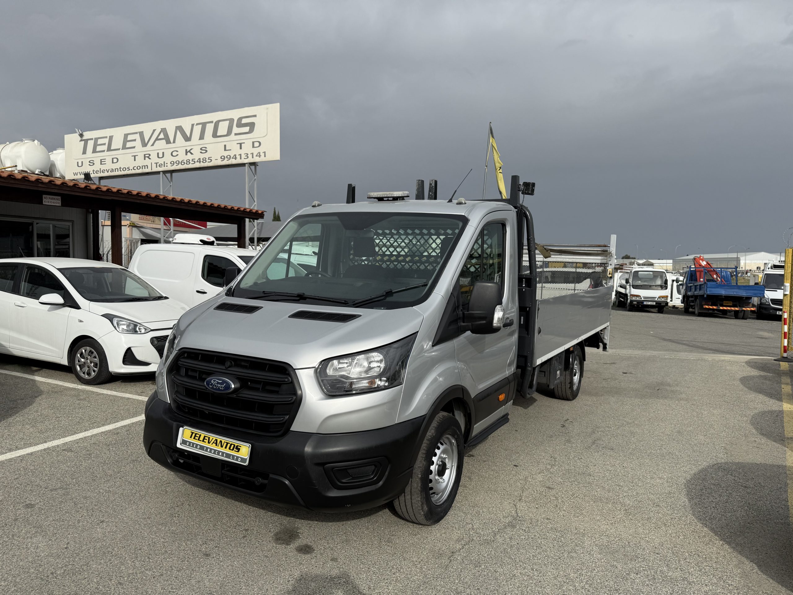 FORD TRANSIT 350 DROPSIDER
