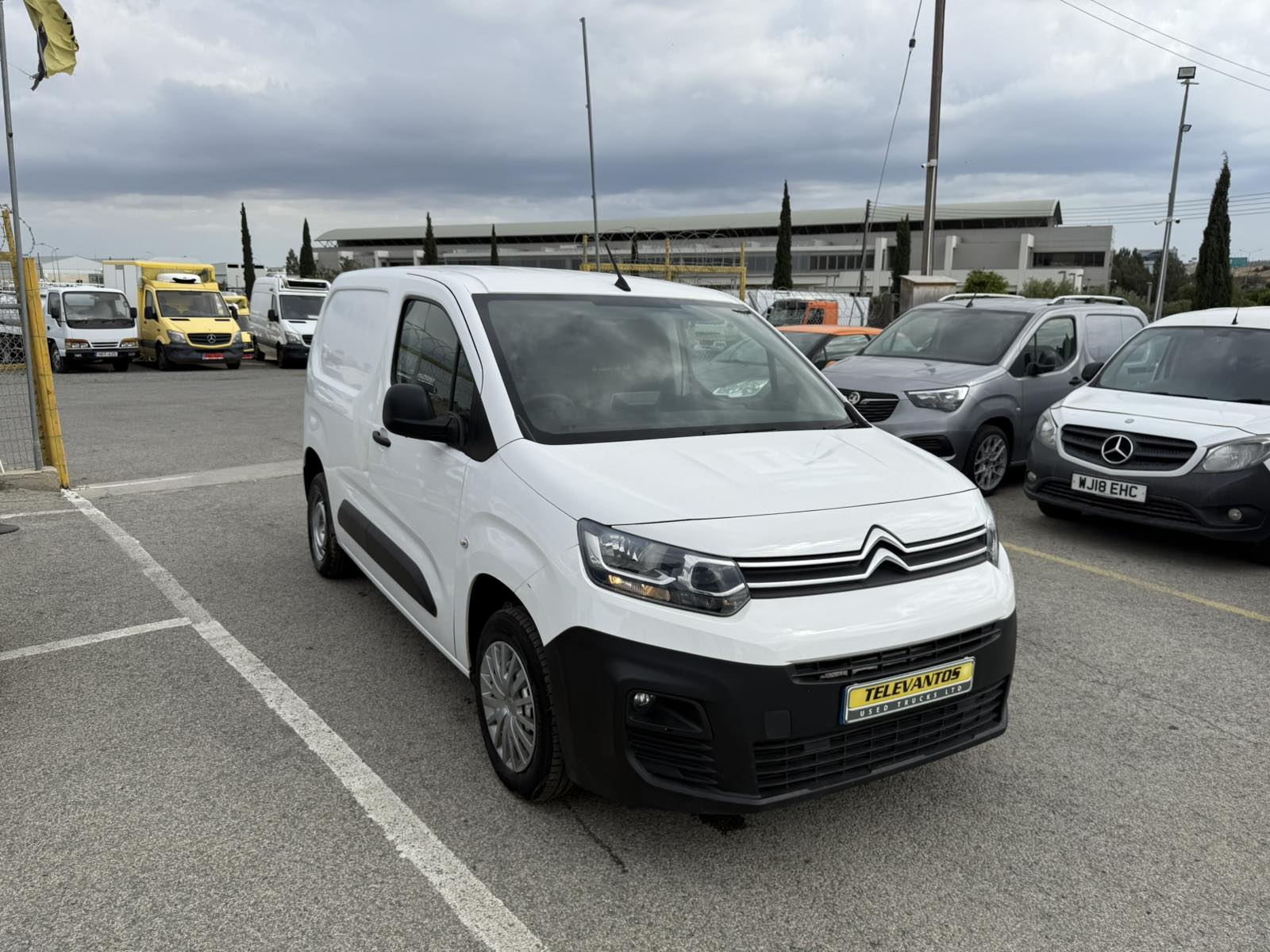 CITROEN BERLINGO blueHDI 75 640 EBTERPRISE