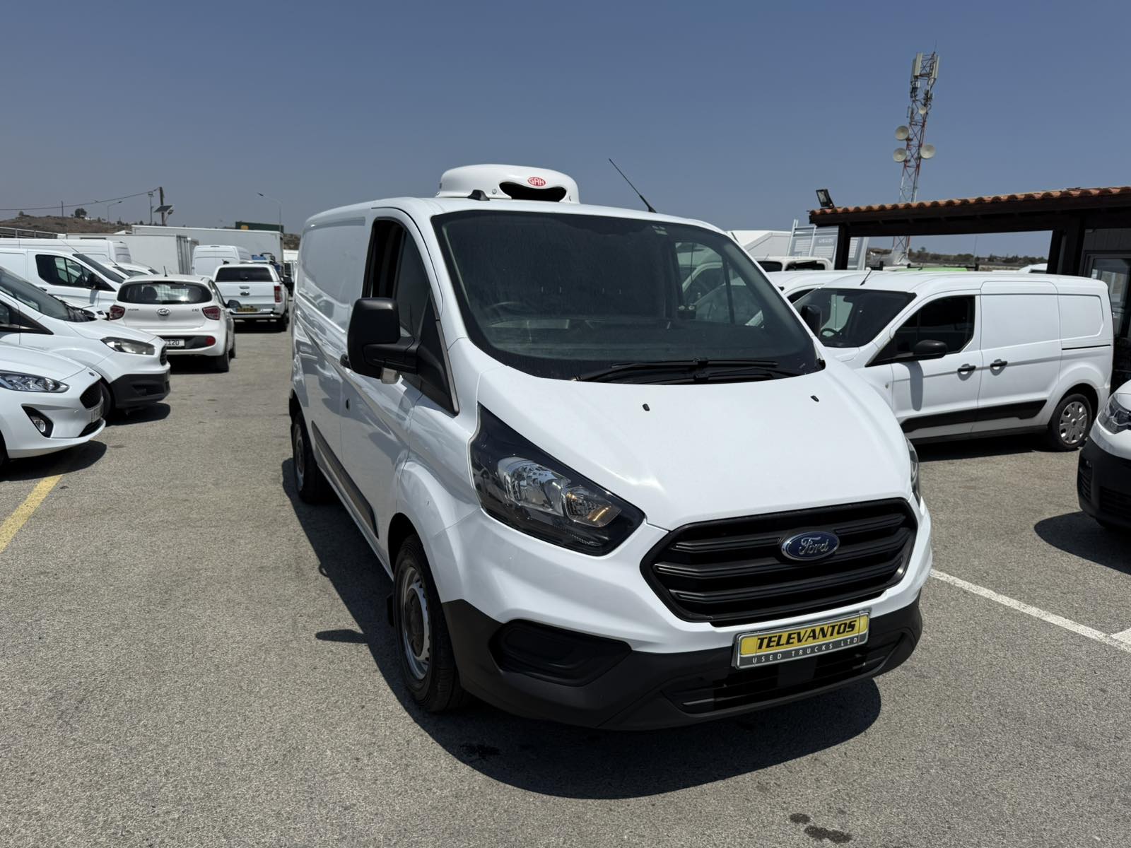FORD TRANSIT CUSTOM FRIDGE VAN