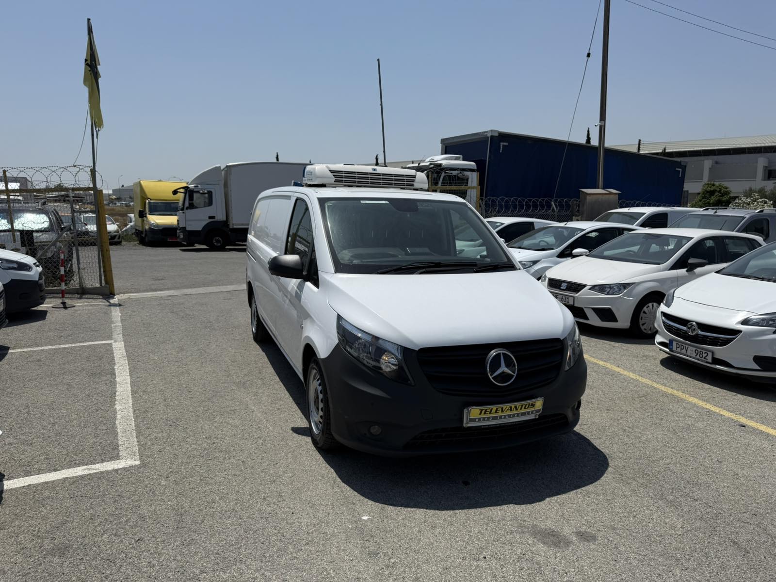 MERCEDES VITO 114CDI FRIDGE/FREEZER VAN